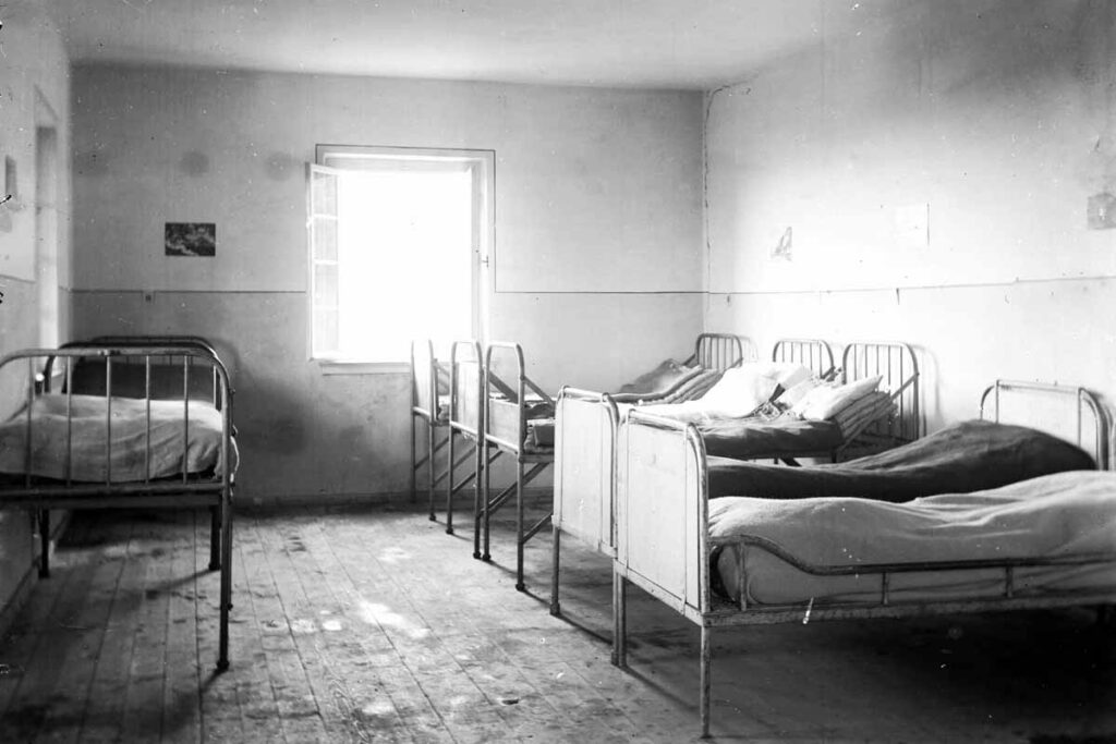 Steinberghaus Frauenschlafraum 1923 (Paul Schminke)