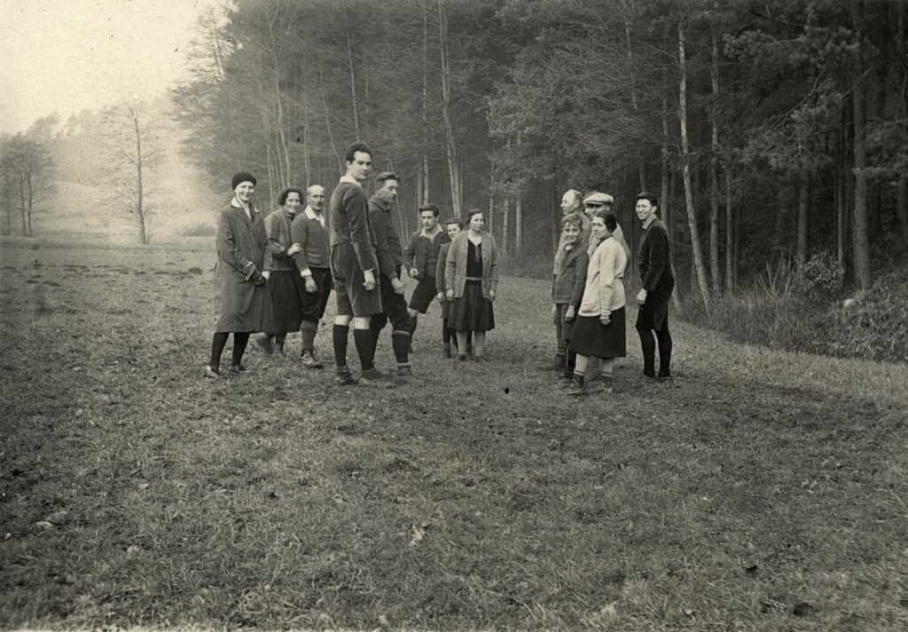 Darmstadt Naturfreunde Wanderung ca 1928 (Copy)