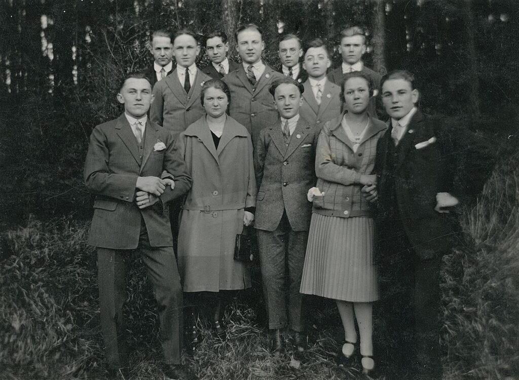 Die Initiatoren der NF Roßdorf ex Wanderclub Schwalbe 1926 (ca)