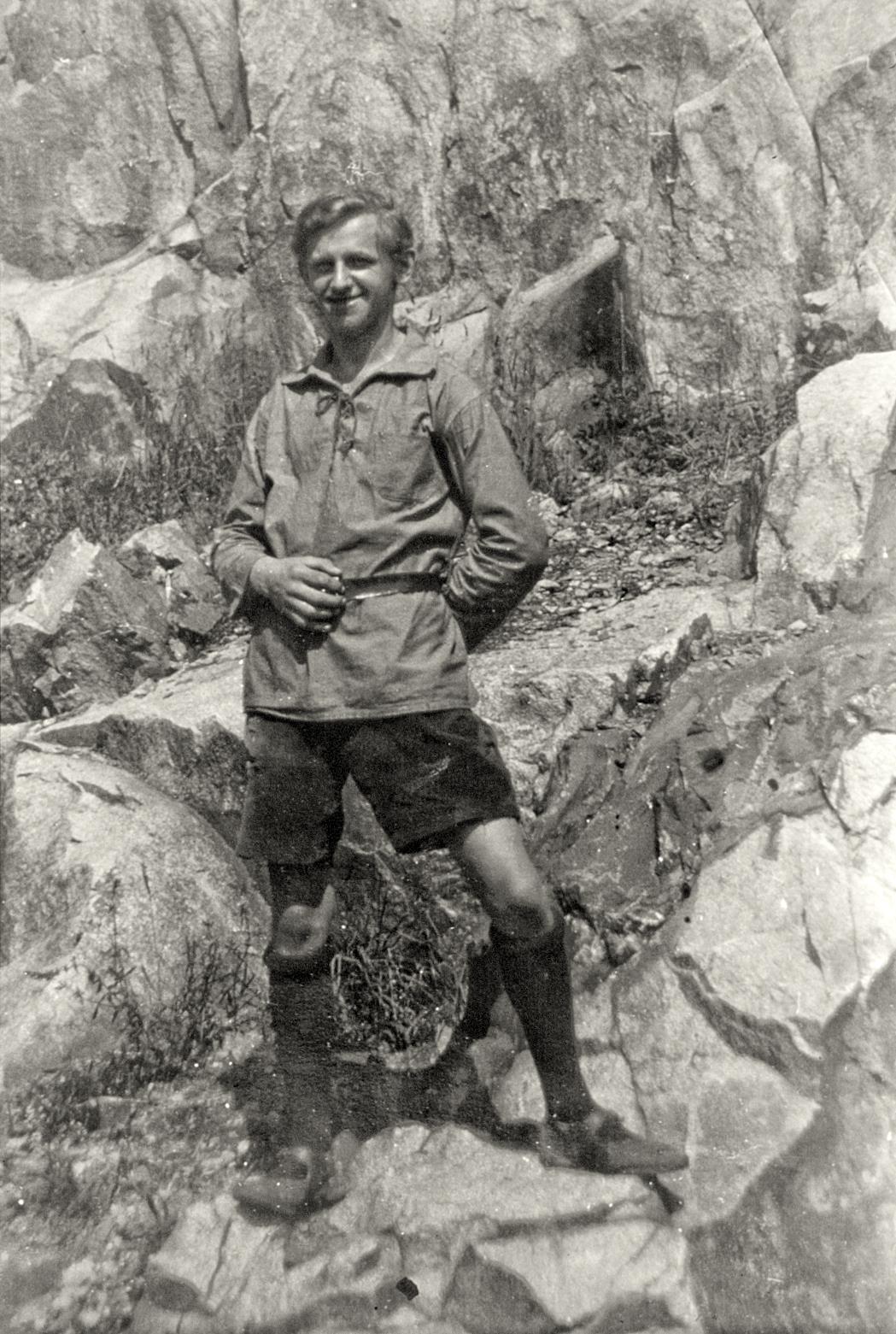 NF Egelsbach Kurt Schober in den Zwingenberger Steinbrüchen 20 06 1927 A2 (Copy)