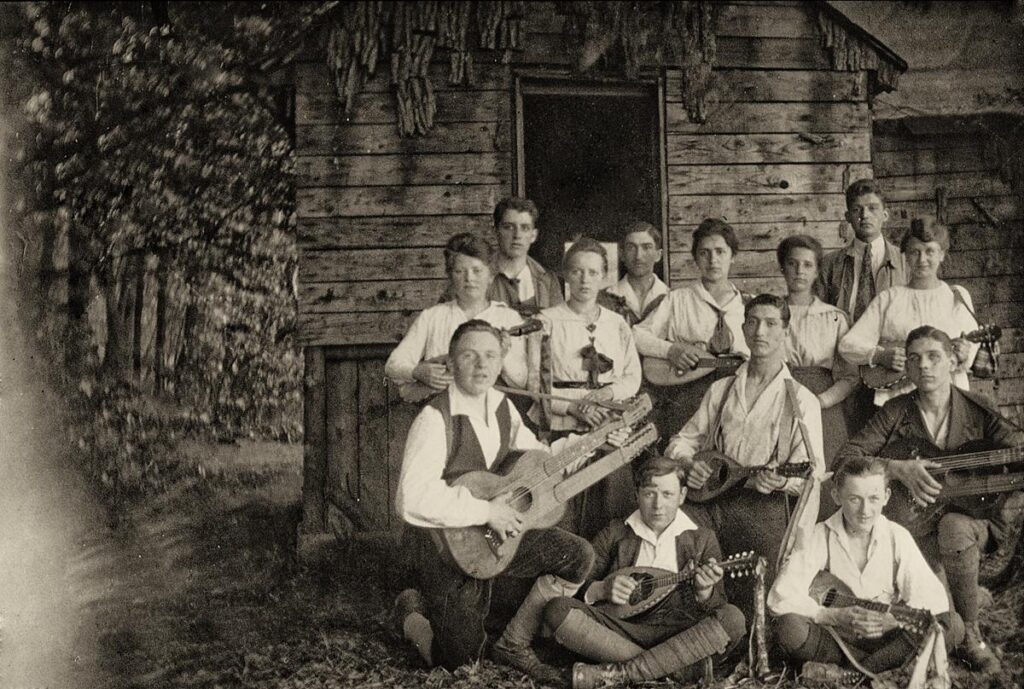 NF Egelsbach vor der Einsiedelei 1920 (Copy)