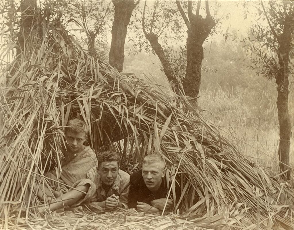 NF Ffm Altrhein bei Goddelau Erfelden 1923 mitte Eugen Eberle (Copy)