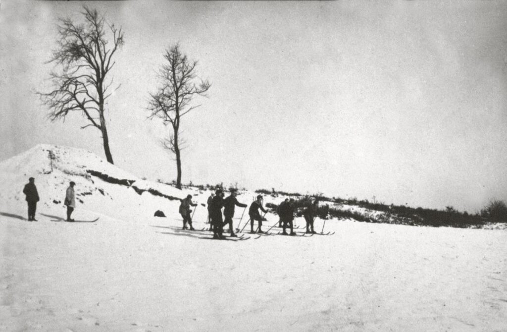 NF Offenbach Weihnachten 1926 im Spessart Vielbrunner Höhe, Spessart Haus (Copy)