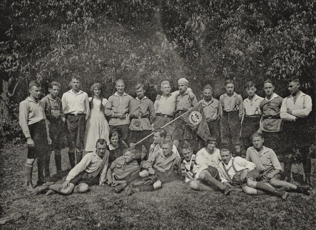 NF Roßdorf Gruppe um 1929 (