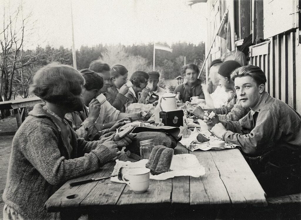 NF Roßdorf Vesper auf dem Billtalhaus 1931 (ca)