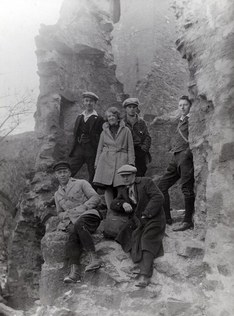NF Roßdorf in der Ruine Frankenstein von Heinrich Kirschenstein (