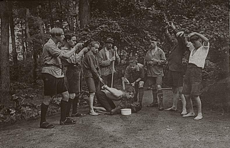 NFJ Offenbach Laienspiel der Jugendgruppe im Waldheim 1925 26 (Copy)