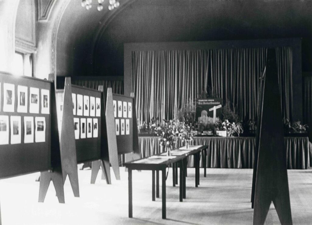 Naturfreunde Ausstellung vor 1933 Offenbach Werkkunstschule (Copy)