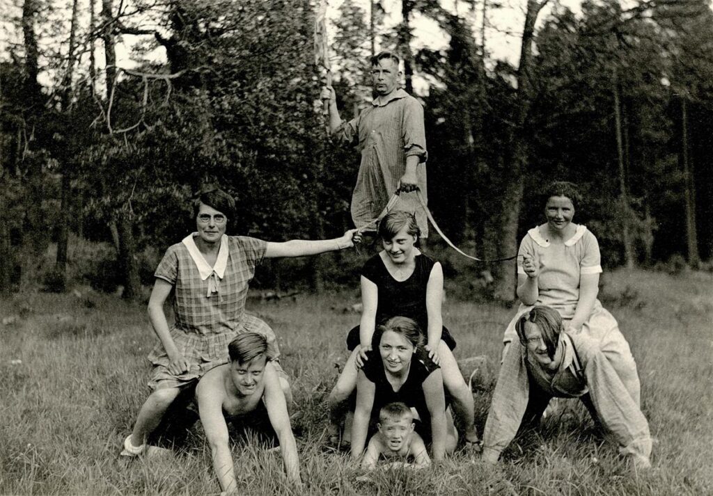 Naturfreunde Darmstadt Am xxhof ca 1925 (Copy)