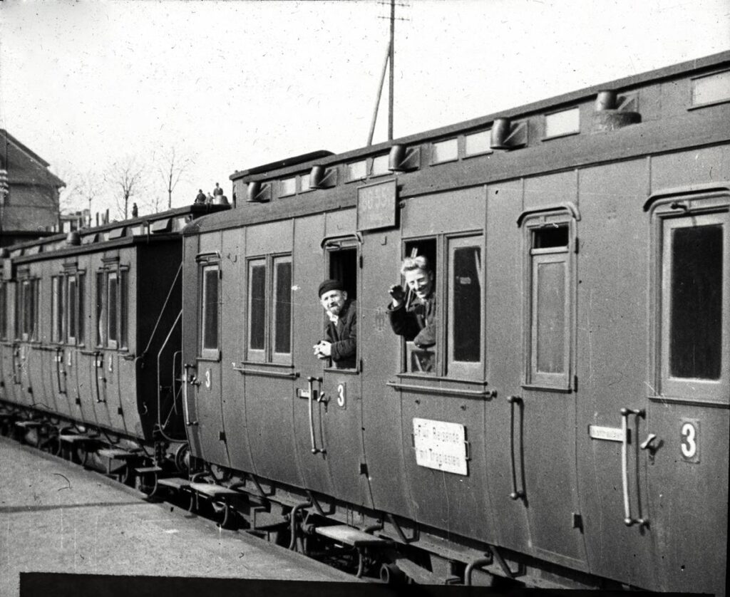 Naturfreunde Darmstadt Die Bequemen ca 1930 (Copy)
