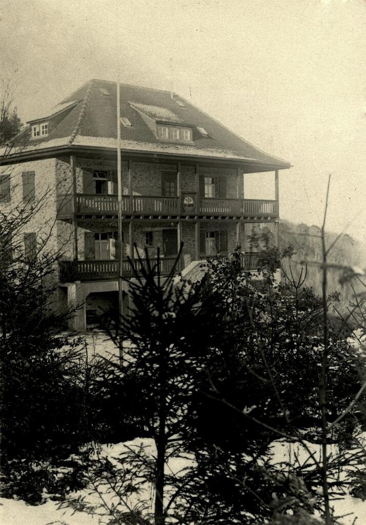 Naturfreunde Darmstadt Rimdidim Haus im Winter ca 1928 (Copy)