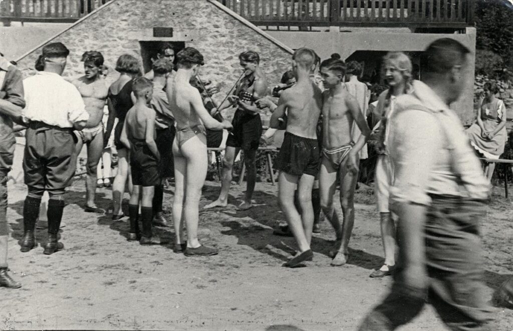 Naturfreunde Darmstadt Rimdidim Kinder und Bergfest ca 1928 (Copy)