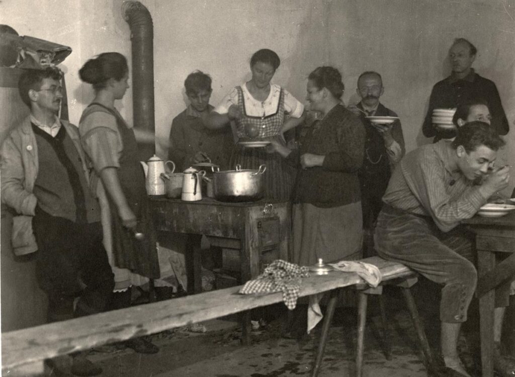 Naturfreunde Darmstadt Rimdidim Küche vermutlich Bauphase ca 1927 (Copy)