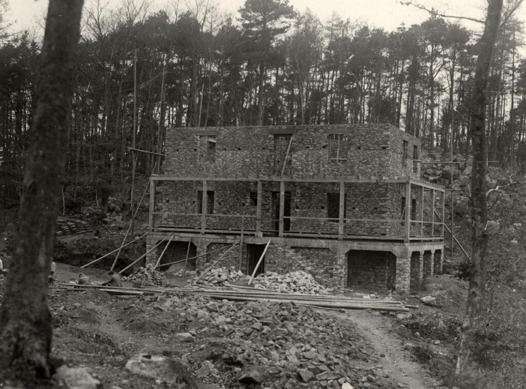 Naturfreunde Darmstadt Rimdidim (Odenwaldhaus) im Rohbau 1926 (Copy)