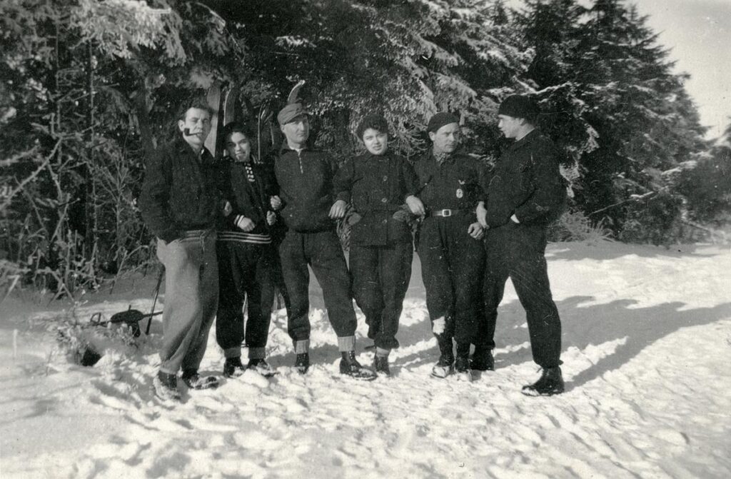 Naturfreunde Darmstadt Wintersport ca 1930 (Copy)