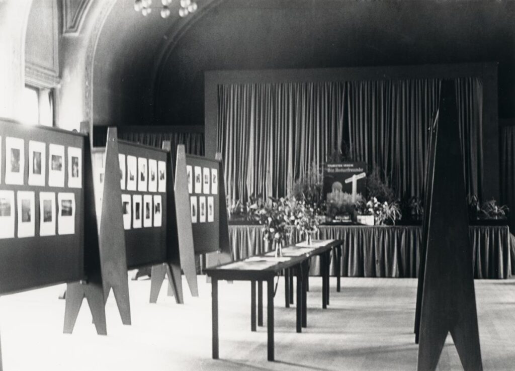 Naturfreunde Foto Ausstellung 1931 Offenbach Werkkunstschule (Copy)