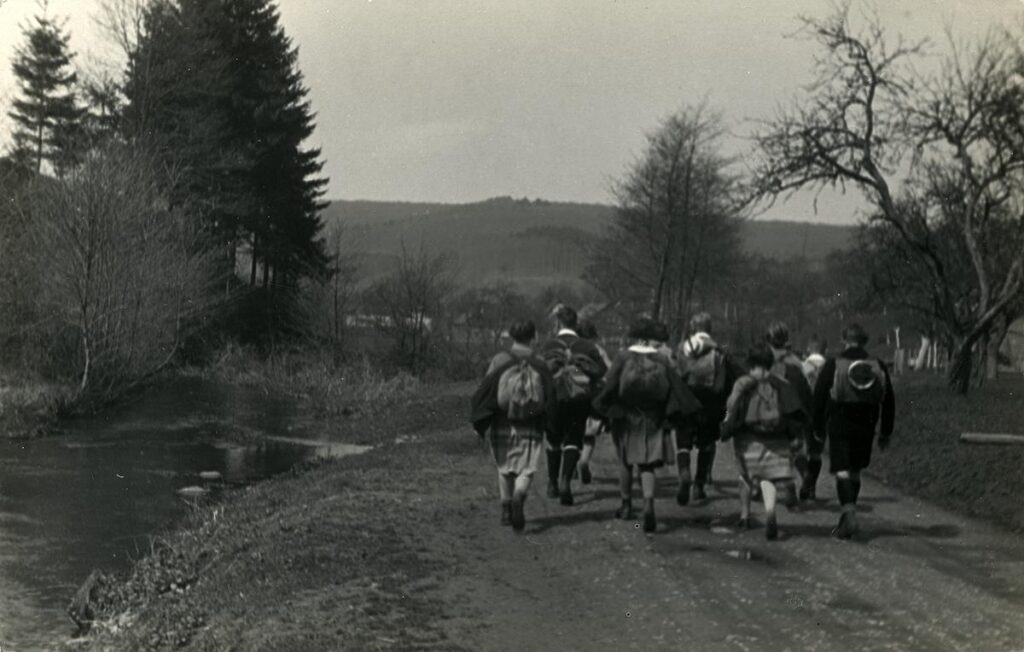 Naturfreunde Mühlheim Wanderung ca 1930 (Copy)