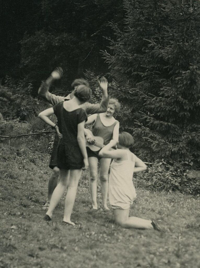 Naturfreundejugend Ffm Gymnastik Brombacher Hütte ca 1930 (Copy)