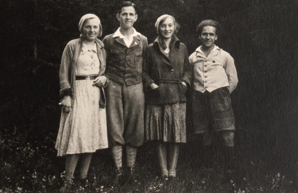 Bad Homburg vl Marianne Denfeld, Alfred Miltenberger, Anna Müller, Richard Horn, Oktober 1931NrB17 (Copy)