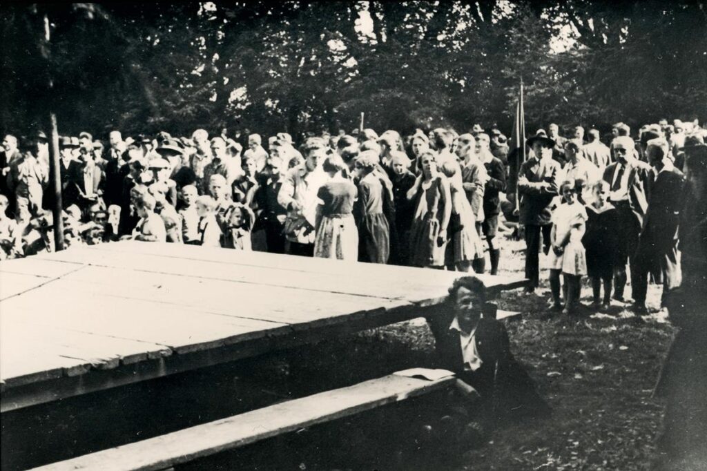 Gaujugentag in Dieburg vorne sitzend Christian Werner Gaujugendleiter in Erwartung des Sprechchores (Copy)