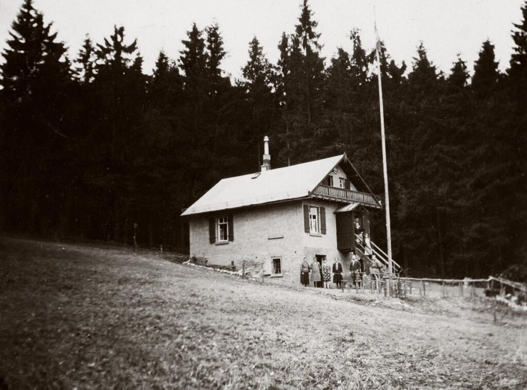 NFH Homburger Haus Kennzeichen M (Copy)