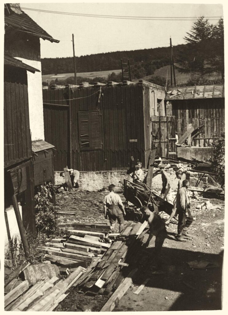 NFH Oberreifenberg Haarnadelfabrik nach der Übernahme 1930 1 (Copy)