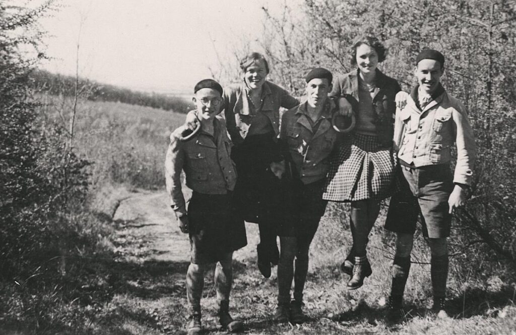 NFJ Vilbel Wanderung 1932 Kopie (Copy)