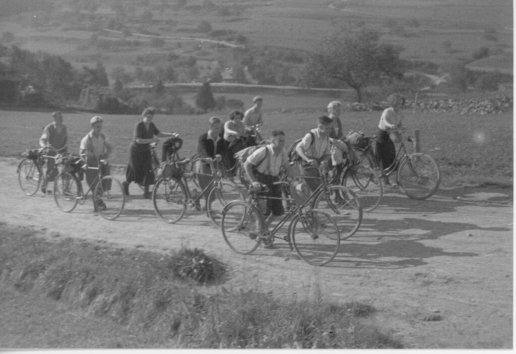 Naturfreunde Frankfurt auf dem Weg nach Oberreifenberg ca 1932 (Copy)