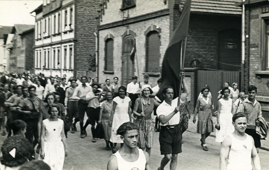 Naturfreunde Vilbel Teilnahme an einem Arbeitersportfest 1931 (Copy)