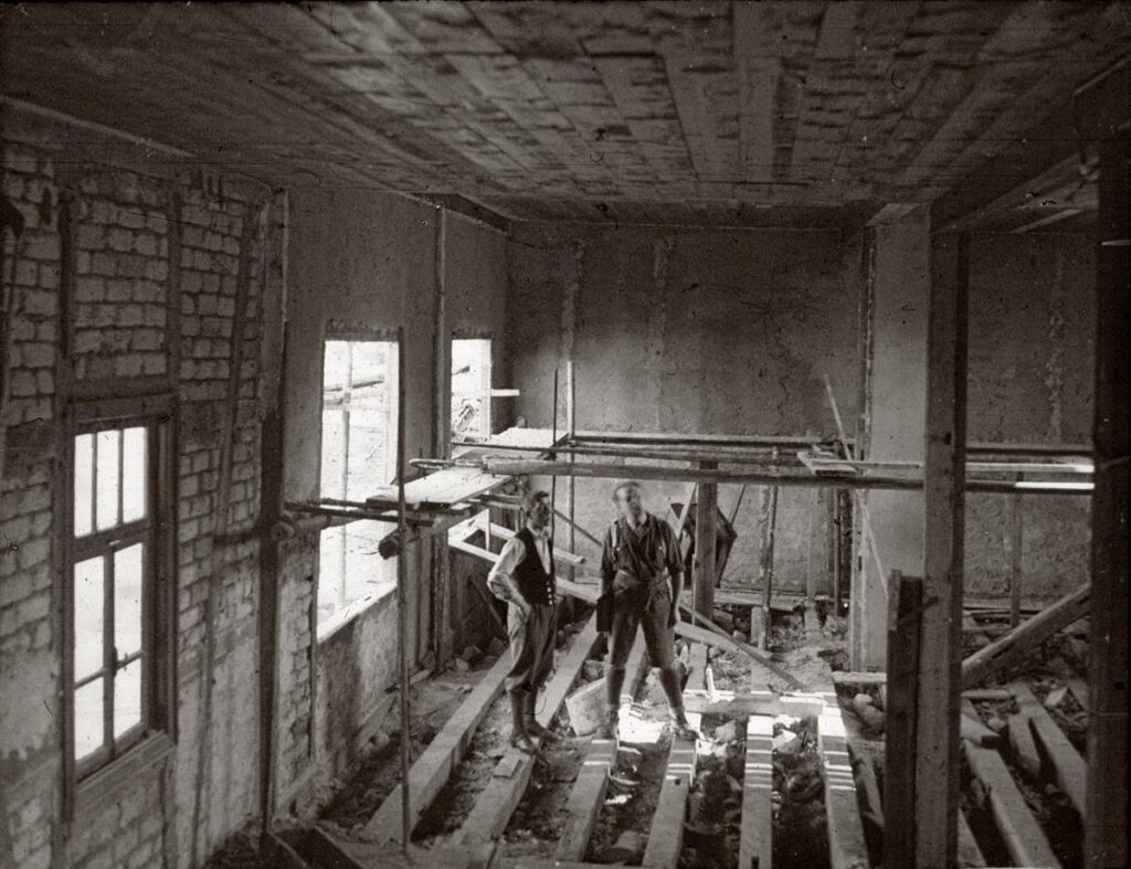 Oberreifenberg Innenausbau 1931 (Copy)